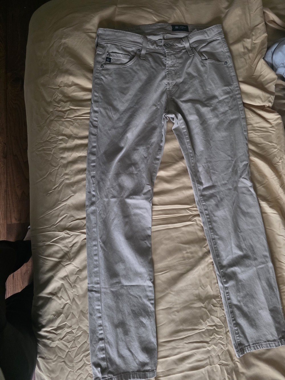 AG Adriano Goldschmied Khaki Jeans 30x28 Super Soft Slim Fit